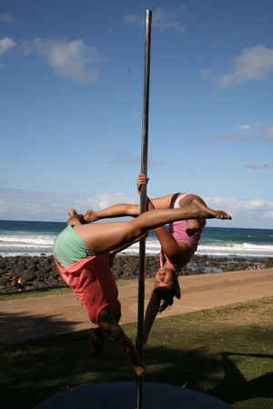 Pole Blitz & Tan &lsquo;n&rsquo; Go Pic 4 - A Day at Burleigh Heads with Pole blitz