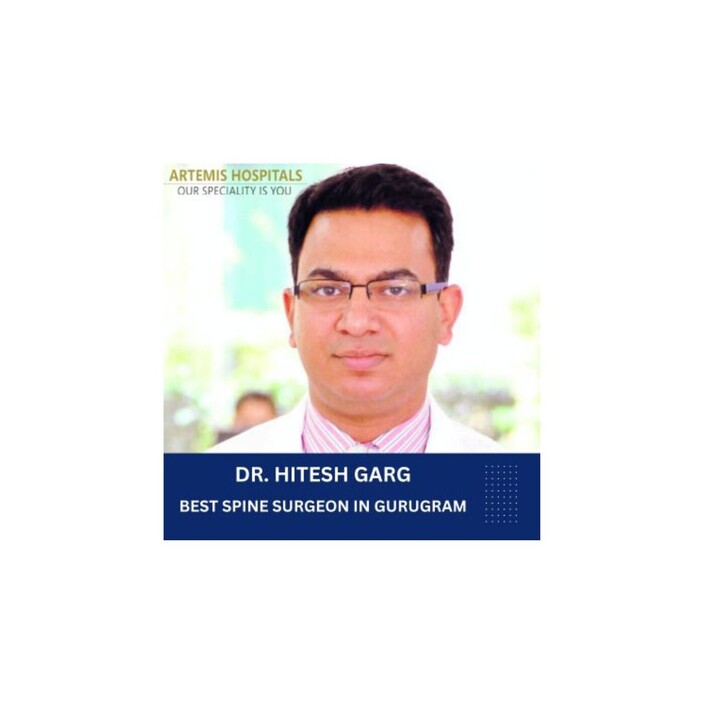 Dr. Hitesh Garg Top Spine Surgeon Artemis Hospital Pic 2