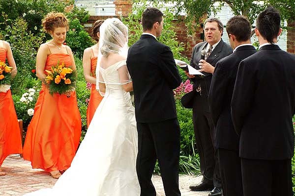 Davis Powell Photography Pic 2 - wedding at cleveland winery in lancefeild