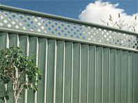 Grafton Metal and Fabrication Pic 5 - Lysaght Smartascreen Fencing Gates