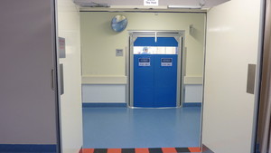 Carona Group Pic 5 - 2400 Series Flexible PVC Swing Doors for Operating Theatres