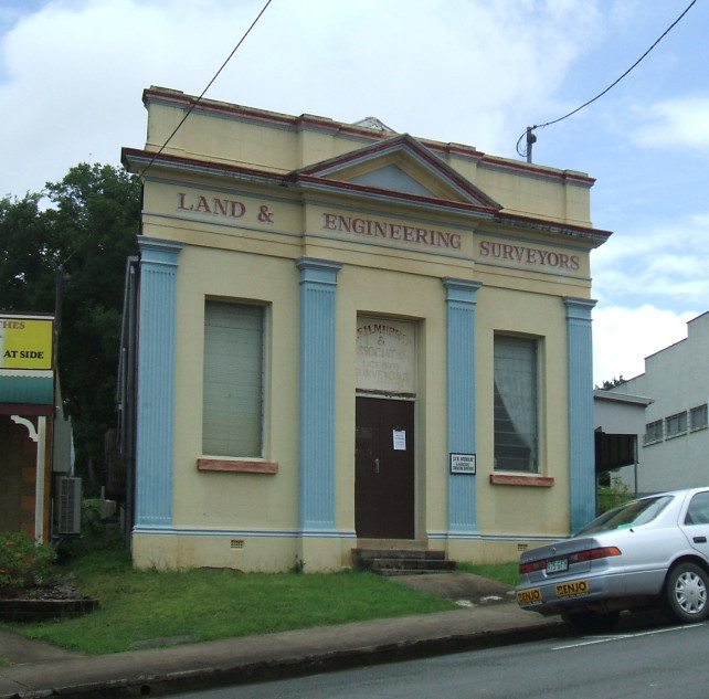 Murray & Associates (Qld) Pty Ltd Pic 1 - Gympie Office Street Parking available out front