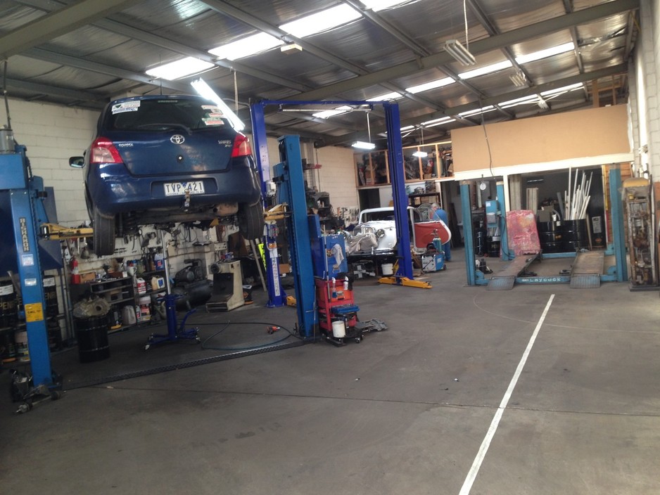 JRS Motors Repairs and Servicing Pic 1