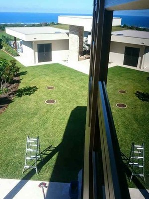 Byron Eco Window Cleaning And Pressure Washing Pic 2