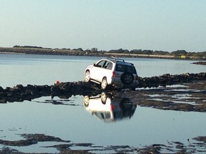 North Coast Heavy Towing Pic 5 - Off Road 4x4 Recovery and Towing Beach Bush