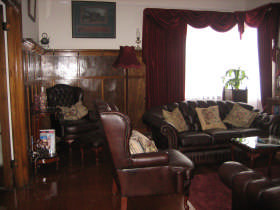 Mornington Bed & Breakfast Pic 1 - Formal Lounge