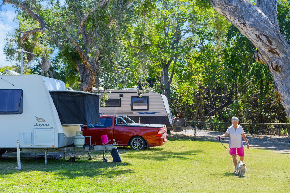 Fisherman's Beach Holiday Park Pic 1 - Pet friendly sites and cabins