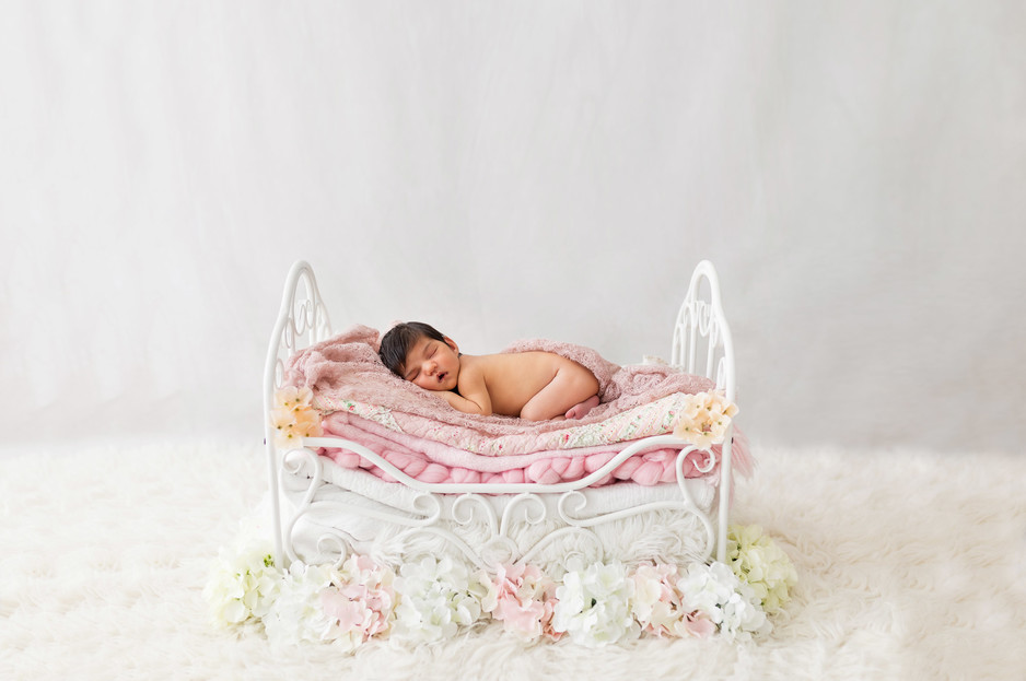 Veronica Molina Photography Pic 1 - Baby girl newborn photography session