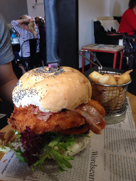 The Fox Den Pic 1 - Fantastic chicken burger