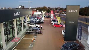 Melville Kia Pic 2