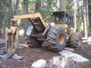 Machinery Parts Online Pic 4 - recent projects diff on john deere log skidder