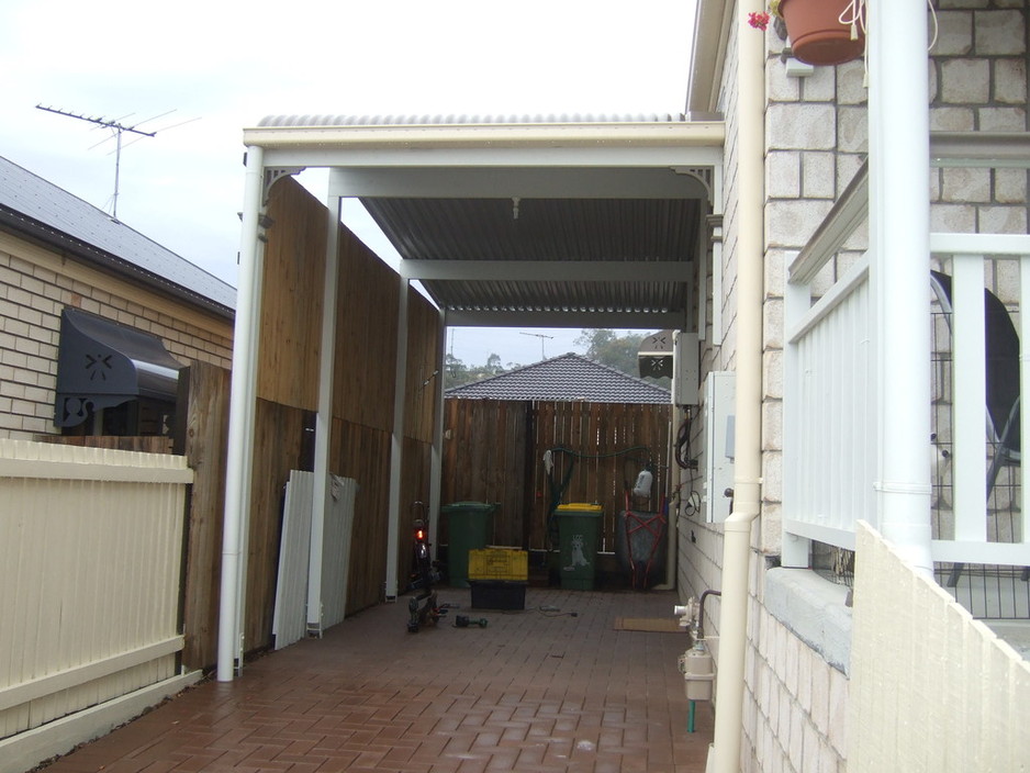 Correct Garage Doors Pic 1