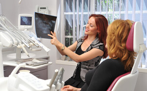 Dr Helen's Dental & Implant Studio Pic 3