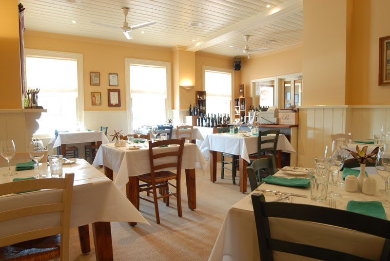 Emeu Inn Restaurant Pic 1 - International cuisine Heathcote VIC 3523