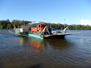 sunshine coast 4wd hire Pic 5 - Ferry between Tewantin Noosa North Shore