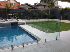 SS Balustrading Pic 2 - Frameless Pool Fencing