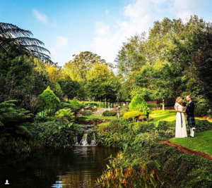 Glenloch Gatehouse Pic 5 - A garden wedding in our Mt Tamborine estate