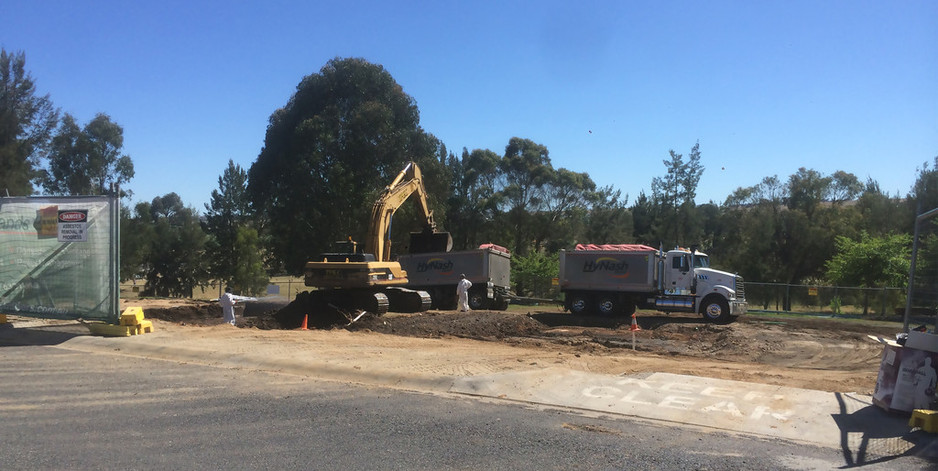 Hynash Demolition & Asbestos Removal Pty Ltd Pic 1 - Asbestos removal at Bicentennial Park Bathurst