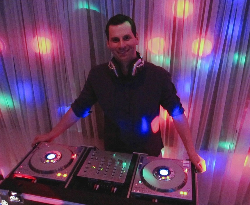 Wedding DJ & MC Hire (Hawkesbury/Penrith/Blue Mountains) - First Choice DJs Pic 1 - James from First Choice DJs covering Hills Hawkesbury Sydney Blue Mountains