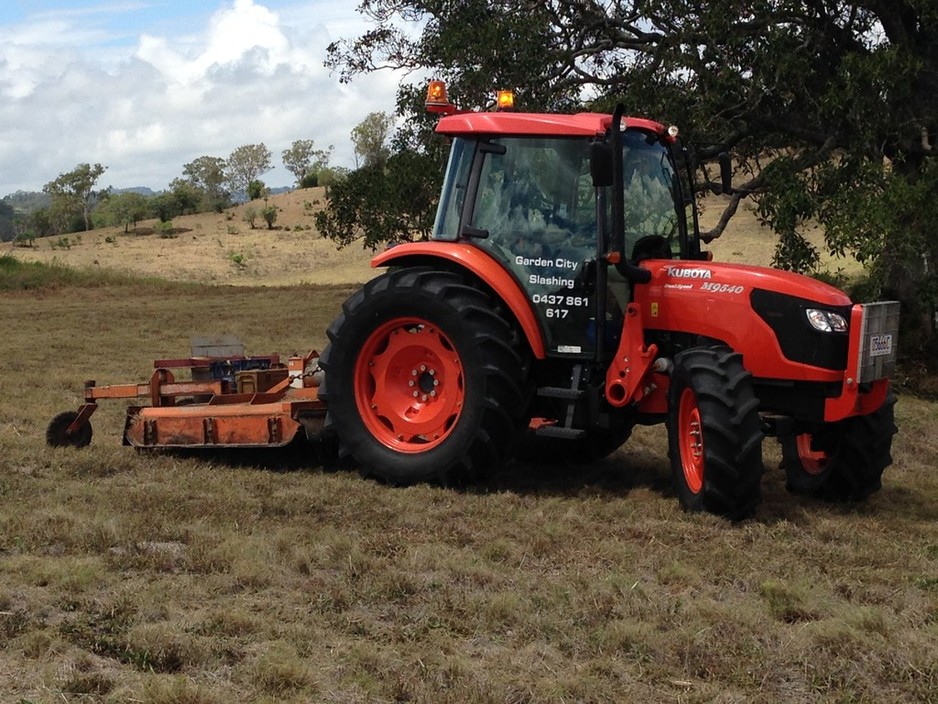 Garden City Slashing and Mowing Service Pic 1