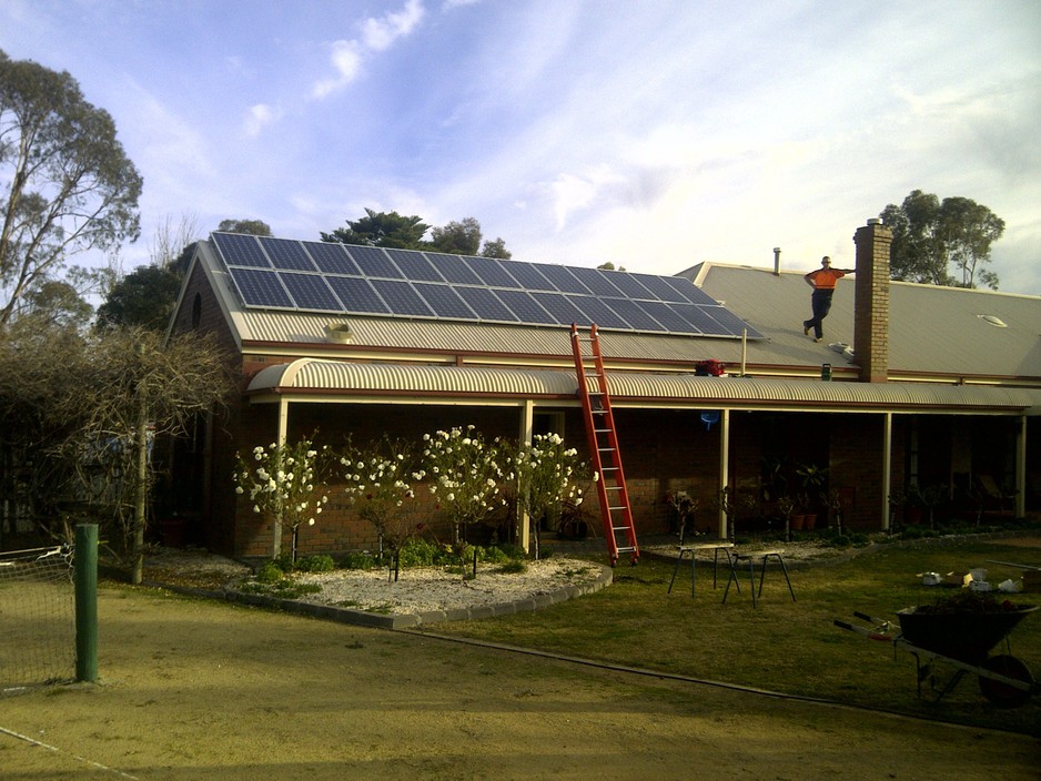 Act Now Solar Geelong Pic 1 - 5kw Ground Mount