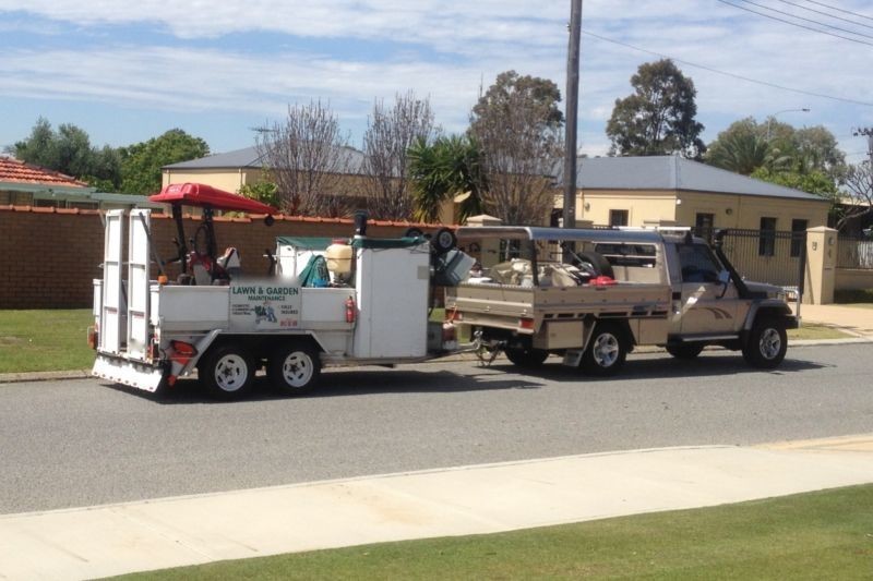 Alan's Garden Services Pic 1 - Ready for another days work