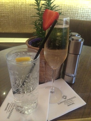 Surfers Paradise Marriott Resort & Spa Pic 5 - Enjoy a glass of bubbles in the Marriott at Citrique on the gound level