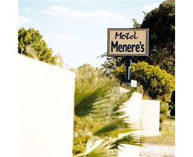 Mal Lee Bricklaying Pic 1 - Motel Meneres