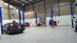 Hallam Hi-Tech Automotive Services Pic 2