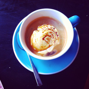 Pera Kahve Pic 2 - Affogato