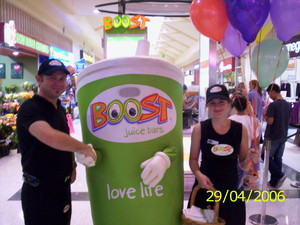 Boost Juice Pic 3 - Opening Day 2006