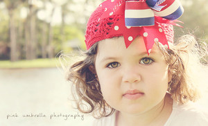 Pink Umbrella Photography Pic 4