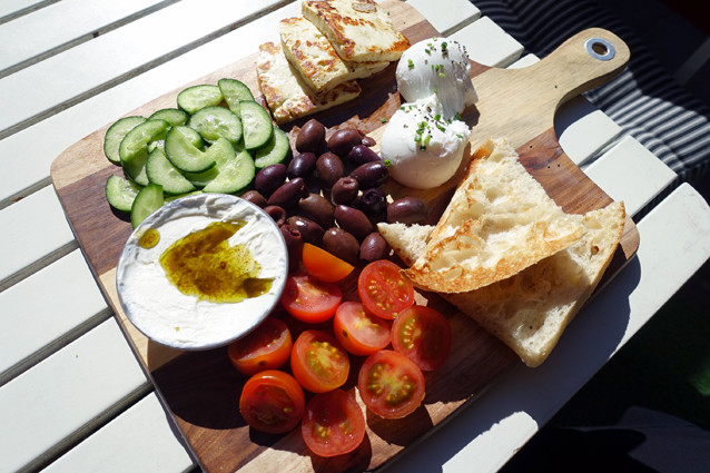 Social Hideout Pic 1 - Arabian breakfast