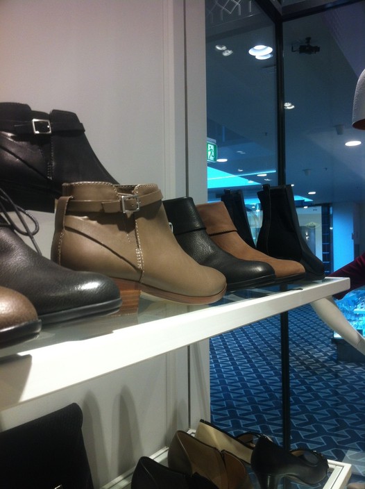 diana ferrari outlet darebin road