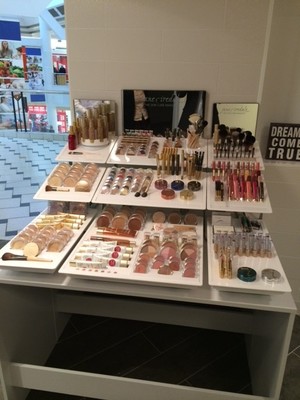 Beauty 4 Life Pic 2 - Jane Iredale