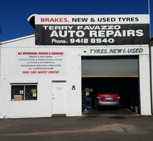 Terry Favazzo Auto Repairs Pic 3