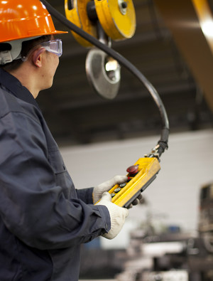 Cobra Training & Licensing Services Pic 2 - Pendant operated overhead gantry crane training