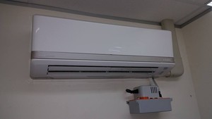 Scotts ACES Pty Ltd Pic 3 - Computer room server air conditioning unit installed by yours truly