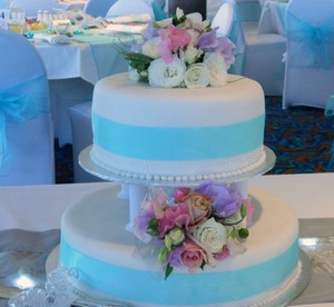 Aasta Photography Pic 4 - Wedding Cake is ready at reception