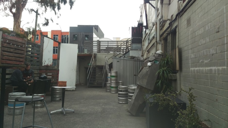 The Tote Hotel Pic 1 - Beer Garden