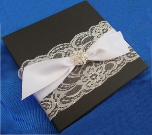 Wedding Invitations by Tango Design Pic 3