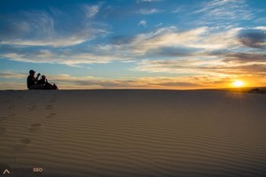 Outback Geo Adventures Pic 2 - Mungo National Park Sunset Tour