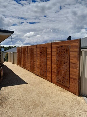 Ben's Mowing and Handyman Pic 4 - Garden Screens