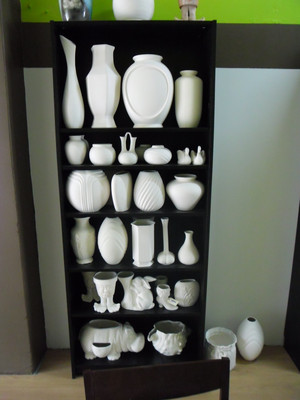 Westoz Ceramics and Gifts Pic 3 - Vases and planters