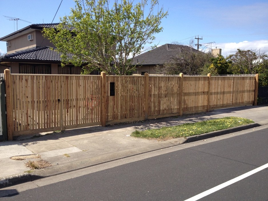 Nailed it Fencing Pic 1 - Picket fence