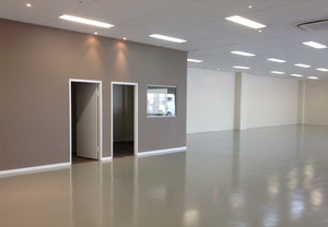 NRA Constructions Pic 2 - Referbished commercial retail store for incoming paint store