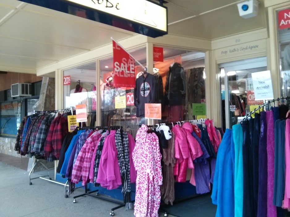 Mensland Your Wardrobe Yea In Yea Vic Clothing Retailers Truelocal