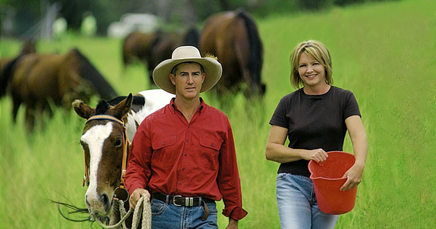 Jackaroo Jillaroo Downunder Pic 1 - Your hosts John and Cathy