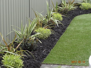 Fionas Fab Garden Care Pic 2 - To this what a difference this makes I enjoyed landscaping this property