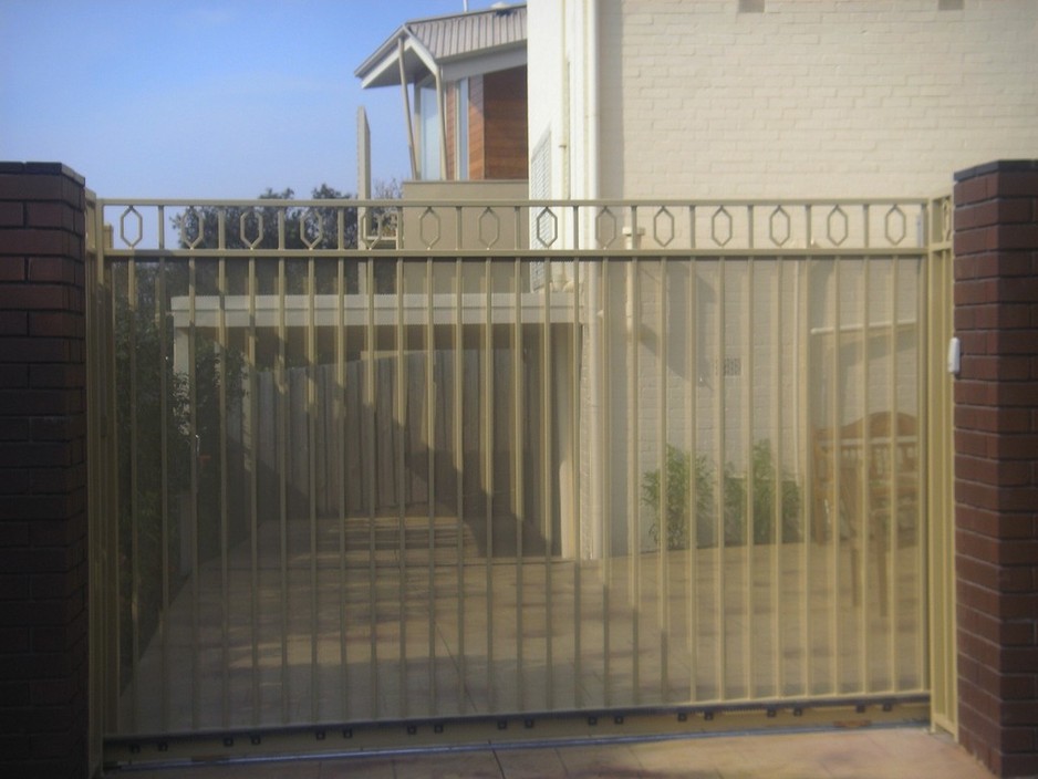 Standrite Australia Pty Ltd Pic 1 - Sliding Driveway Gate